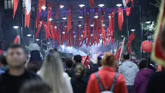 Cumhuriyet kutlamalarının coşkusu Silivri'den yankılandı