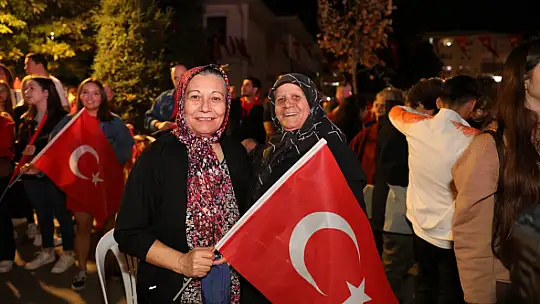 Cumhuriyet kutlamalarının coşkusu Silivri'den yankılandı