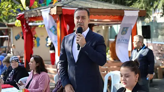 Başkan Yılmaz Kavaklı'da kadınlarla buluştu