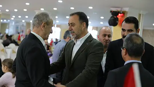 BAŞKAN YILMAZ: 'ÖĞRETMENLERİMİZ GELECEĞİMİZİN HAMURUNU YOĞURAN AYDINLIK MEŞALELERİDİR'