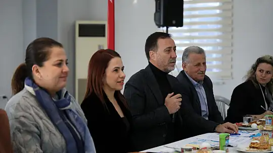 Başkan Yılmaz Akören'de kadınlarla buluştu
