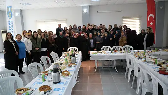 Başkan Yılmaz Akören'de kadınlarla buluştu