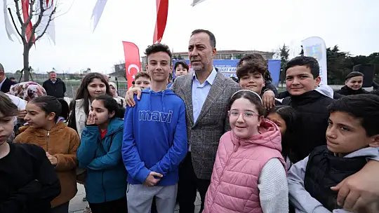 Başkan Yılmaz: 'Mesele Silivri'ye hizmetse üzerimize kimseyi tanımayız'