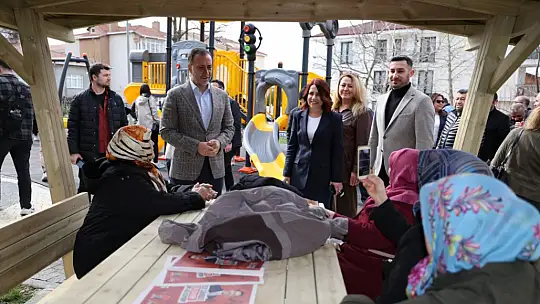 Başkan Yılmaz: 'Çocuklarımızın cıvıltıları bu parklarda hayat bulacak'