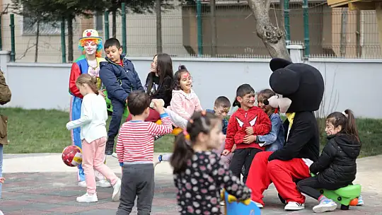 Başkan Yılmaz: 'Çocuklarımızın cıvıltıları bu parklarda hayat bulacak'