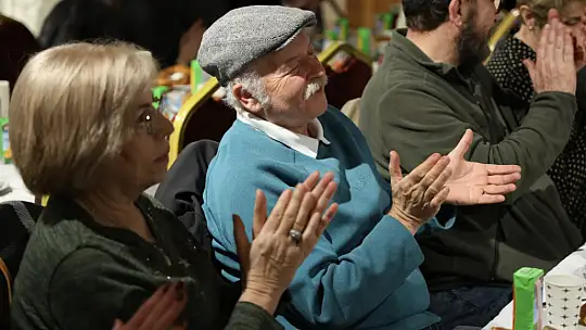 Başkan Yılmaz: 'Sanatçılar başımızın tacıdır'