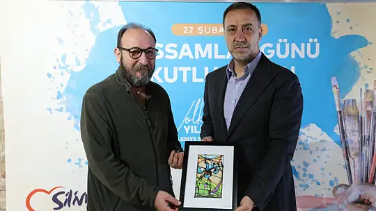 Başkan Yılmaz: 'Sanatçılar başımızın tacıdır'