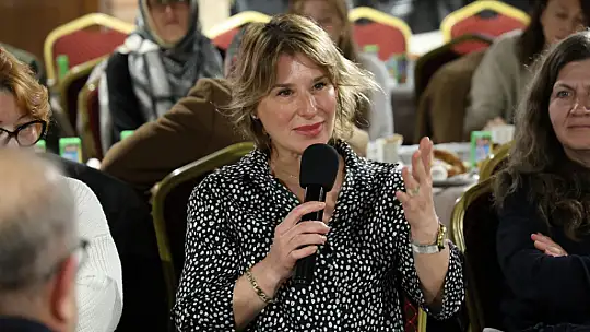 Başkan Yılmaz: 'Sanatçılar başımızın tacıdır'