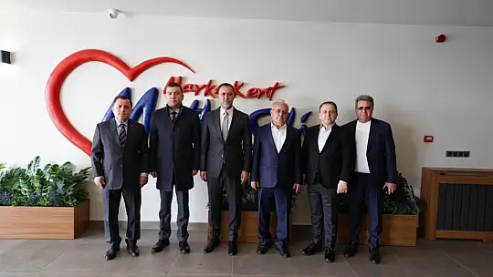 Silivri'nin geçmiş dönem Belediye Başkanları Ek Hizmet Binasını Başkan Yılmaz ile birlikte açtı