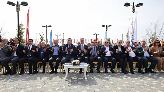 Silivri'nin geçmiş dönem Belediye Başkanları Ek Hizmet Binasını Başkan Yılmaz ile birlikte açtı