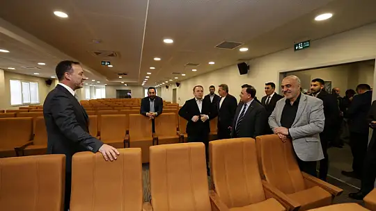 Silivri'nin geçmiş dönem Belediye Başkanları Ek Hizmet Binasını Başkan Yılmaz ile birlikte açtı
