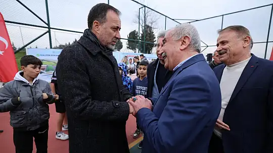 Çanta Mahallesi 4 Parka aynı anda kavuştu