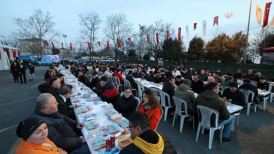 Silivri'de iftar çadırında 2000 kişiyle ramazan bereketi paylaşıldı