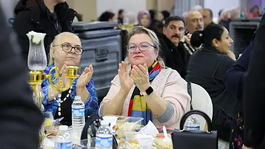 Başkan Yılmaz: 'Sizlerden 3 gün ayrı kalmak 3 asır gibi geldi'