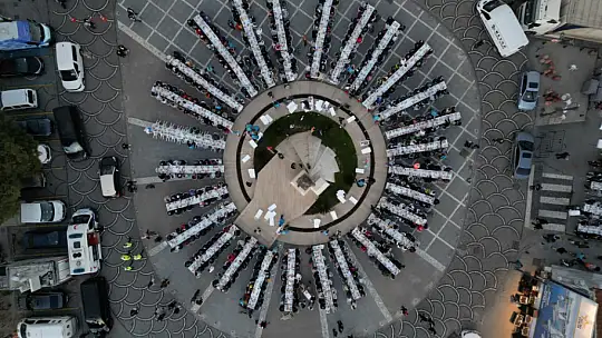 Silivri'de 15.000 kişi aynı sofrada buluştu