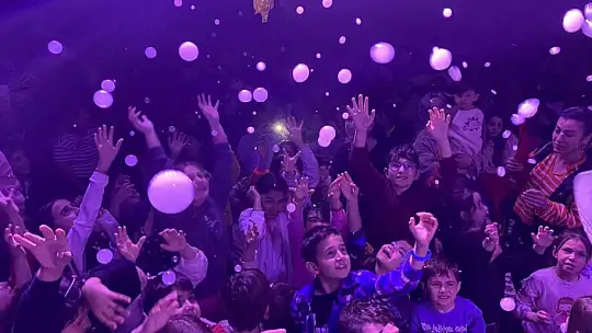 Silivri'de Çilek Abla ile Baloncuk gösterisi büyük ilgi gördü