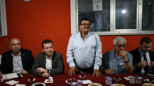 Başkan Bora Balcıoğlu Çeltik Mahallesi'nde vatandaşlarla buluştu