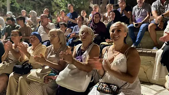 Silivri Belediyesi'nden Kalepark'ta Piyano Resitali