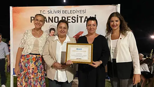 Silivri Belediyesi'nden Kalepark'ta Piyano Resitali