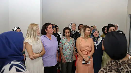 Hayriye Sena Balcıoğlu, Muhtar Eşleri ve Kadın Muhtarlarla Kalepark ve SEYKOM'u ziyaret etti