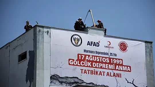 Silivri Belediyesi Marmara Depremi'nin 25. Yılı Anısına Tatbikat Düzenlendi