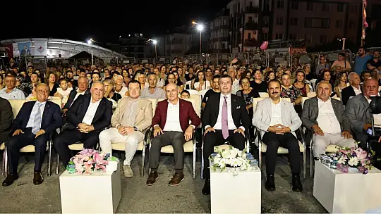 Silivri Belediye Başkanı Bora Balcıoğlu 23. Geleneksel Erguvan Festivali'ne katıldı