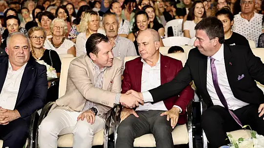Silivri Belediye Başkanı Bora Balcıoğlu 23. Geleneksel Erguvan Festivali'ne katıldı