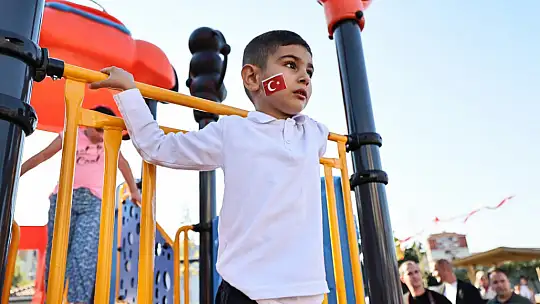 Dostluk Parkı ve Spor Sahası Silivri'de hizmete açıldı