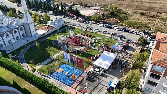 Dostluk Parkı ve Spor Sahası Silivri'de hizmete açıldı