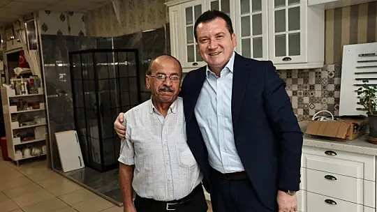 Başkan Balcıoğlu, Esnaflarla iç içe
