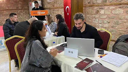 Silivri Belediyesi ve İBB'den İş Arayan Vatandaşlara Destek Oluyor
