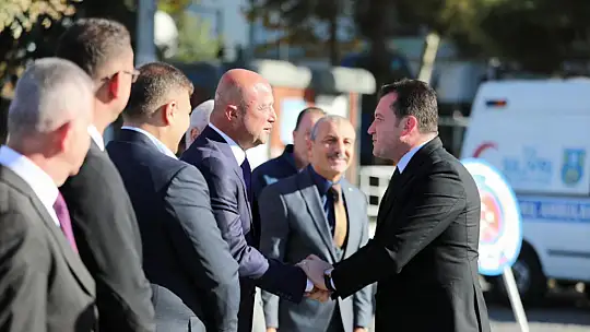 Muhtarlar Günü Çelenk Sunma Töreni ile Kutlandı
