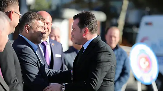 Muhtarlar Günü Çelenk Sunma Töreni ile Kutlandı