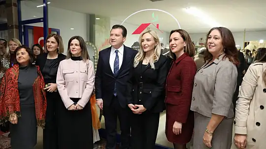 Evim Atölyem Sanatı ve Kadın Emeğini Geliştirme Derneği'ne Muhteşem Açılış