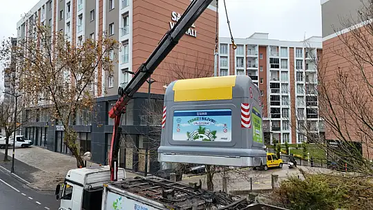 Silivri'ye 65 Yeni Yer Üstü Çöp Konteyneri Kazandırılıyor