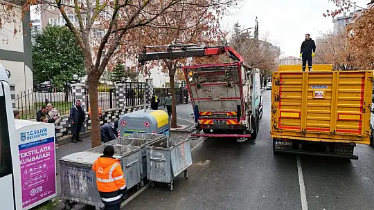 Silivri'ye 65 Yeni Yer Üstü Çöp Konteyneri Kazandırılıyor