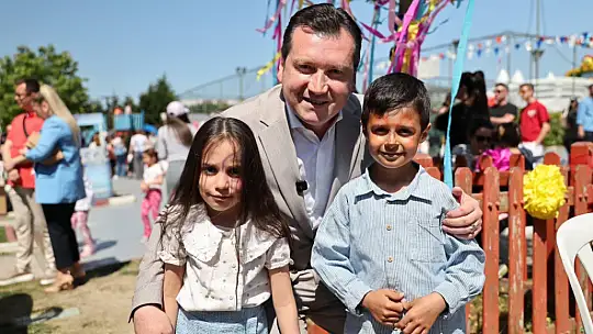 Başkan Balcıoğlu, MekFest Çocuk Şenliği'ne katıldı