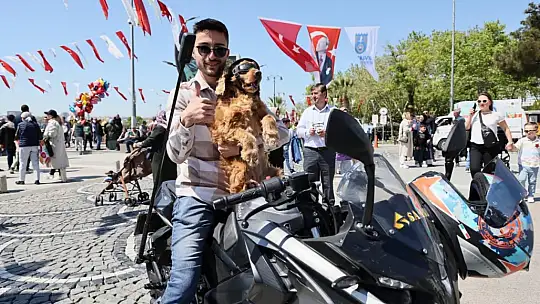 Silivri'de Anneler Günü ve Hıdırellez Şenliği Coşkusu