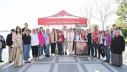 Silivri'de Anneler Günü ve Hıdırellez Şenliği Coşkusu