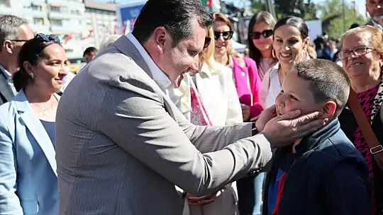 Silivri'de Anneler Günü ve Hıdırellez Şenliği Coşkusu