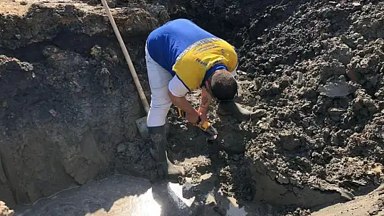 Alipaşa Köy Çeşmesinin Altyapısını Yeniledi