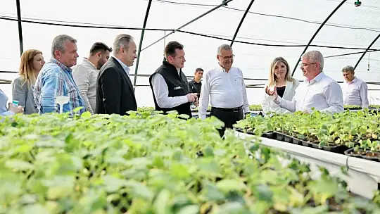 Başkan Balcıoğlu, İBB Kurmayları ile TÜRAM'ı ziyaret etti