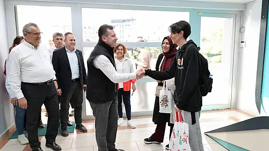 Başkan Balcıoğlu, İBB Kurmaylarına TÜRAM Mesleki ve Teknik Anadolu Lisesi'ni Gezdirdi