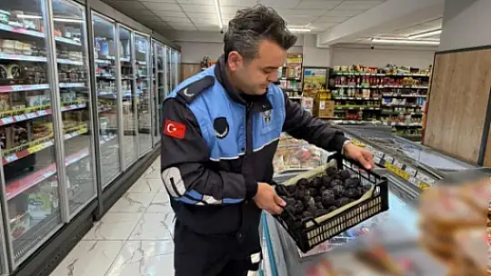 Zabıta ekipleri denetlemelerini sürdürüyor