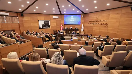 Başkan Balcıoğlu Aralık ayı Meclis Toplantısı'nda konuştu: 'Çaresiz hissettiğinde kimsen yoksa Silivri Belediyesi var!'