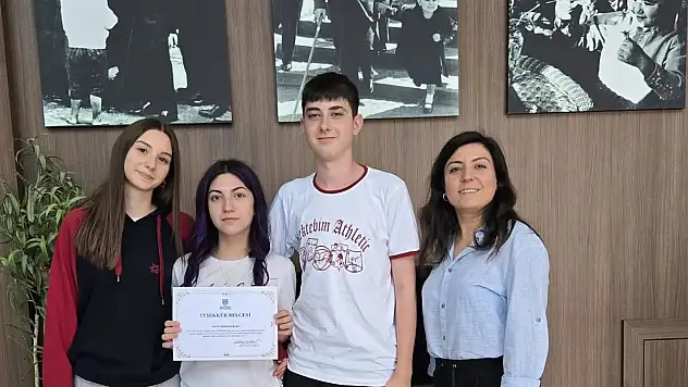 Mektebim Koleji Öğrencilerinden Örnek Davranış