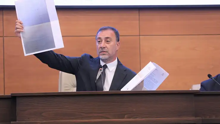 Başkan Yılmaz: 'Belgeler ortaya çıktığında orta yerde kalıyorsunuz'