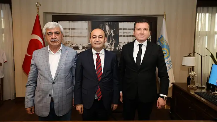 CHP Genel Başkan Yardımcısı Özgür Karabat, Silivri Belediye Başkanı Bora Balcıoğlu'nu ziyaret etti