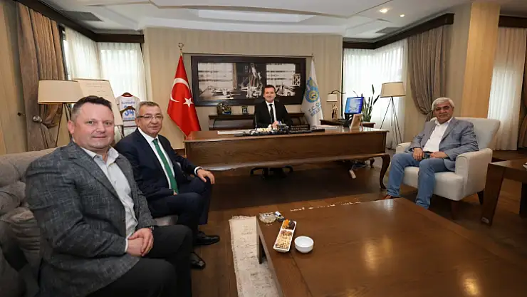 CHP İstanbul Milletvekili Engin Altay, Silivri Belediye Başkanı Bora Balcıoğlu'nu ziyaret etti