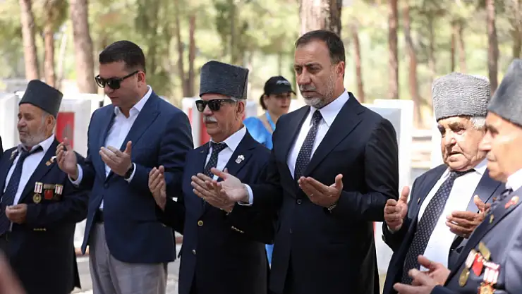Silivrili Kıbrıs Gazileri Şehitler diyarı Çanakkale'yi gezdi